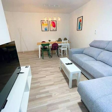 Modern Apartment In Malaga - Rosas Bagian luar foto