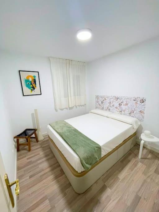 Modern Apartment In Malaga - Rosas Bagian luar foto